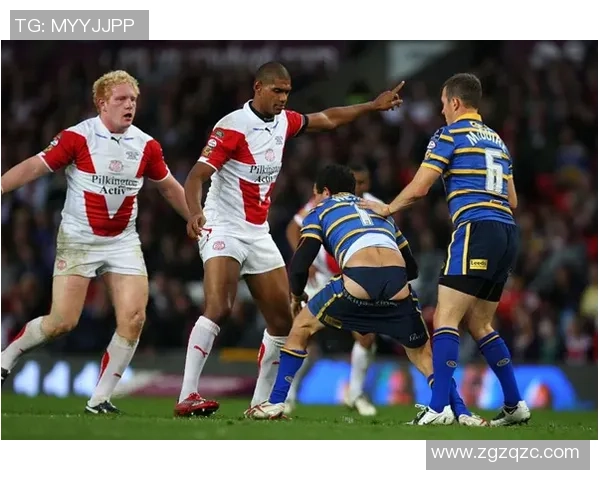 足球明星尴尬瞬间曝光 揭秘球场背后的丑照真相